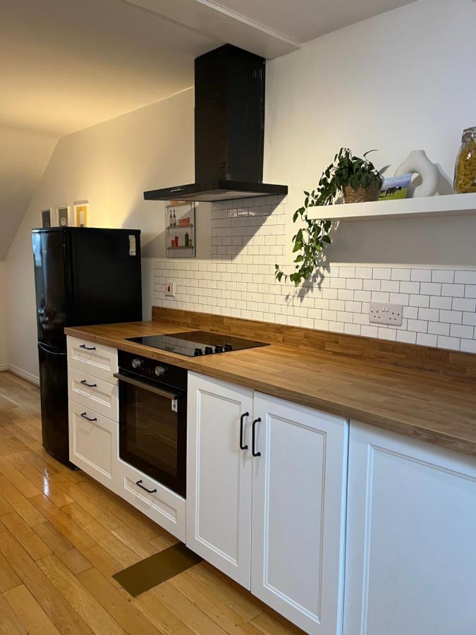 Homely 2 Story Cathedral City Apartment Durham Esterno foto