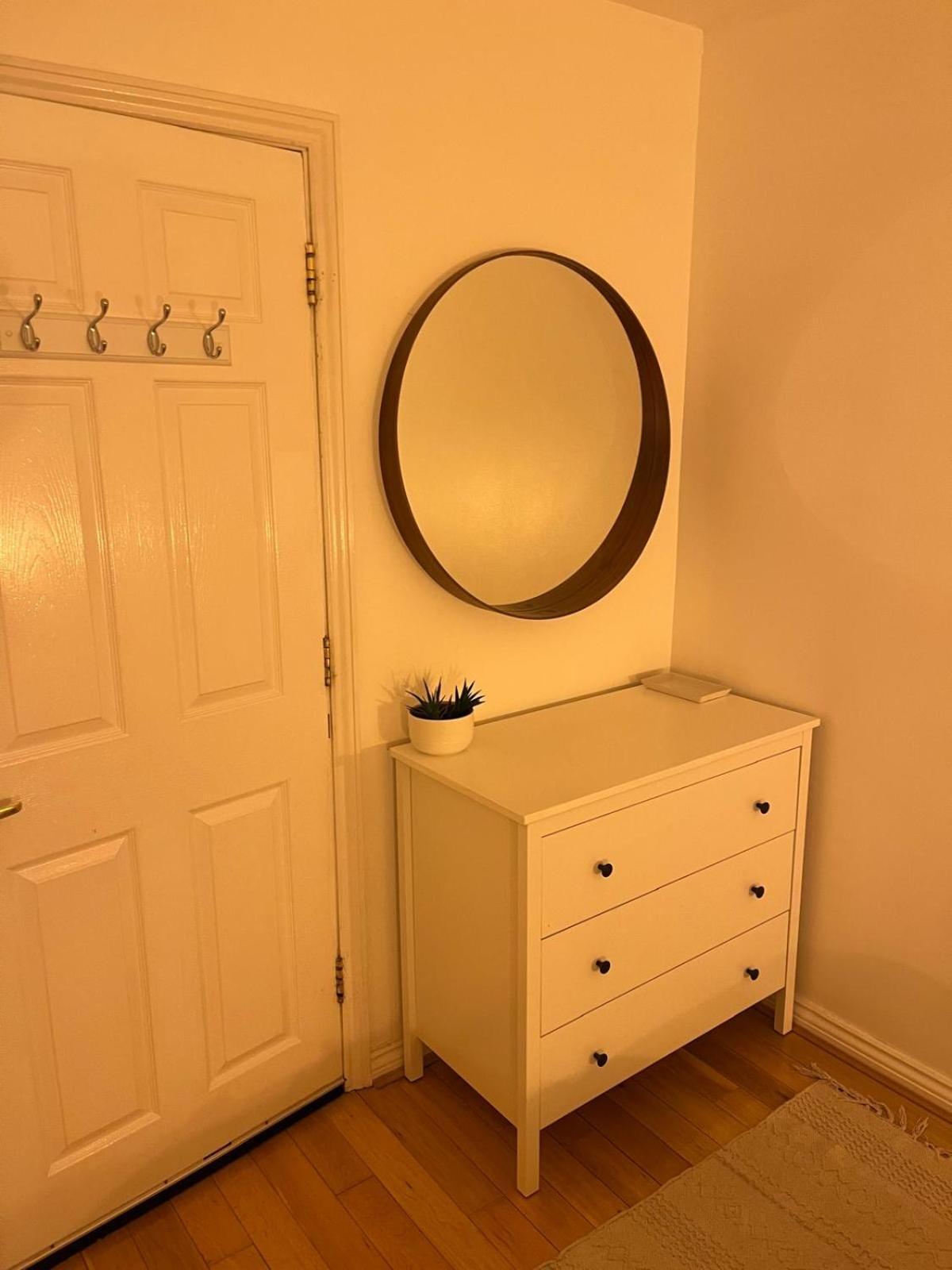 Homely 2 Story Cathedral City Apartment Durham Esterno foto